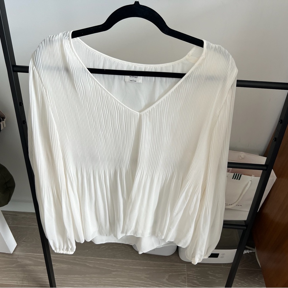 Wilfred daydreamer v-neck blouse in light birch